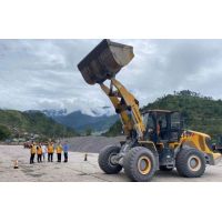 成昆鐵路甘洛站首發(fā)砂石列車 助力涼山鄉(xiāng)村振興公轉(zhuǎn)鐵落地